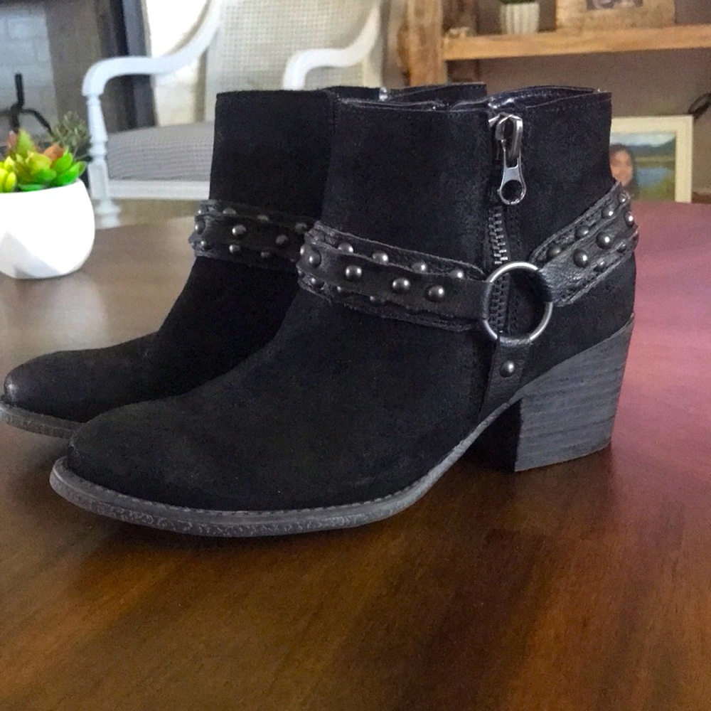 Crown Vintage ankle boots